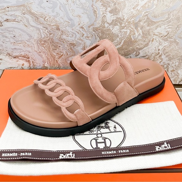 New! Hermes Suede Goatskin Extra Rose Opaline Sandals
